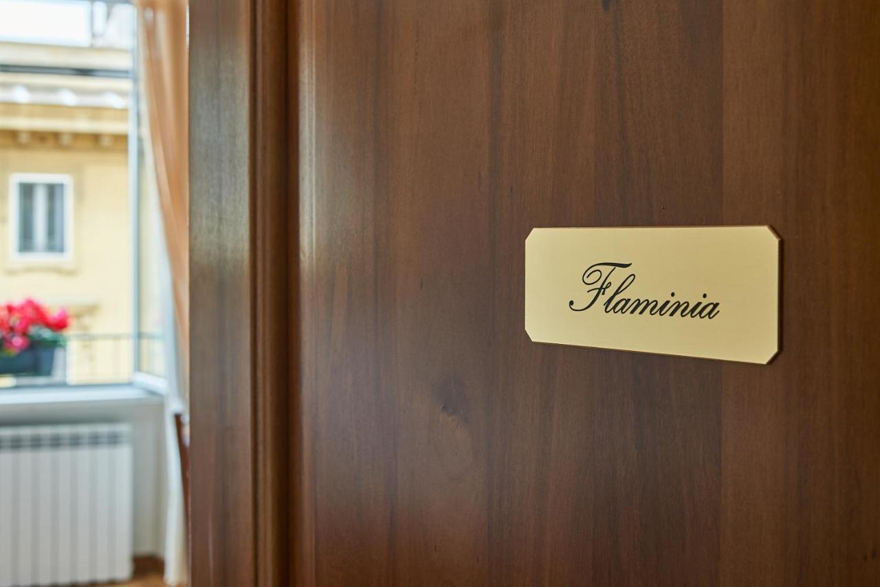 Fabrizio'S Rooms Rome Bagian luar foto