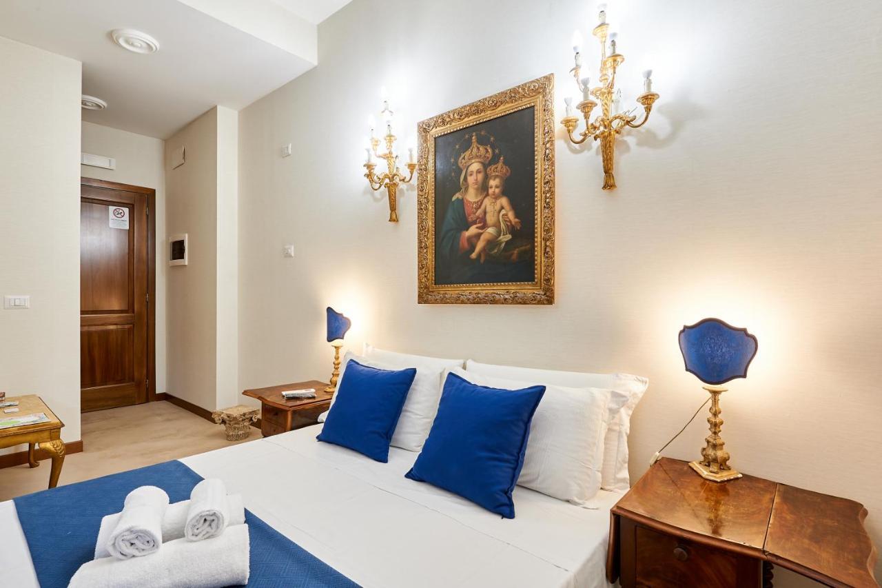 Fabrizio'S Rooms Rome Bagian luar foto